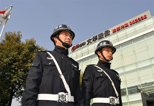 1503558338694532.jpg 金融服務安保人員巡邏2.jpg